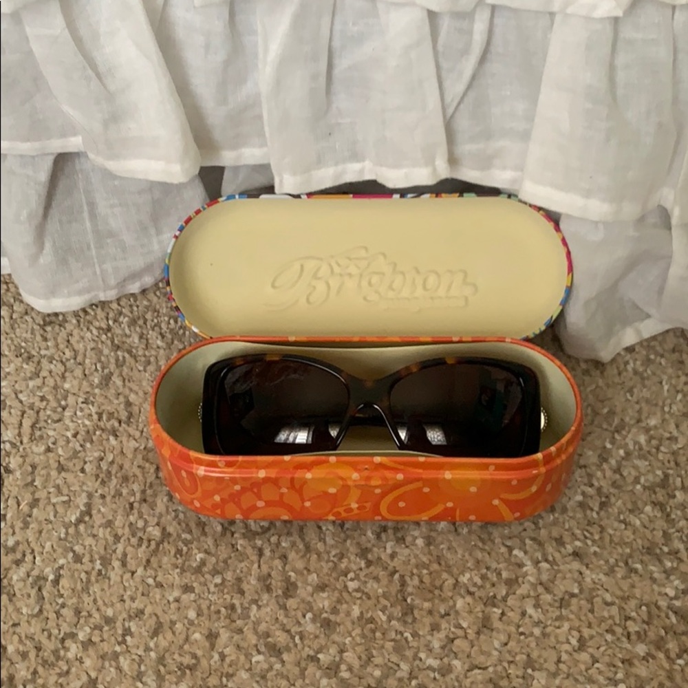 BRIGHTON SUNGLASSES